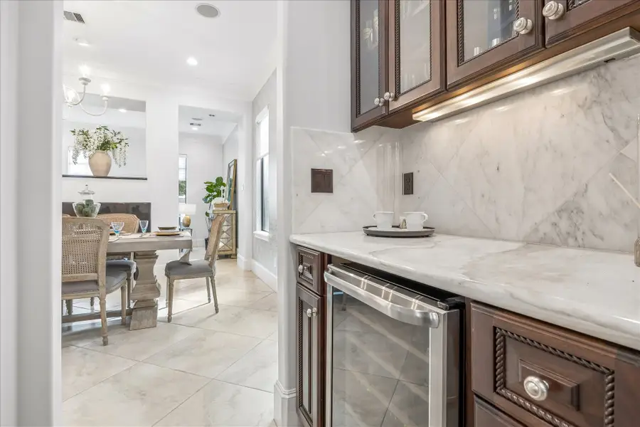 4022 Coleridge Street, West University Place, TX 77005 - #2