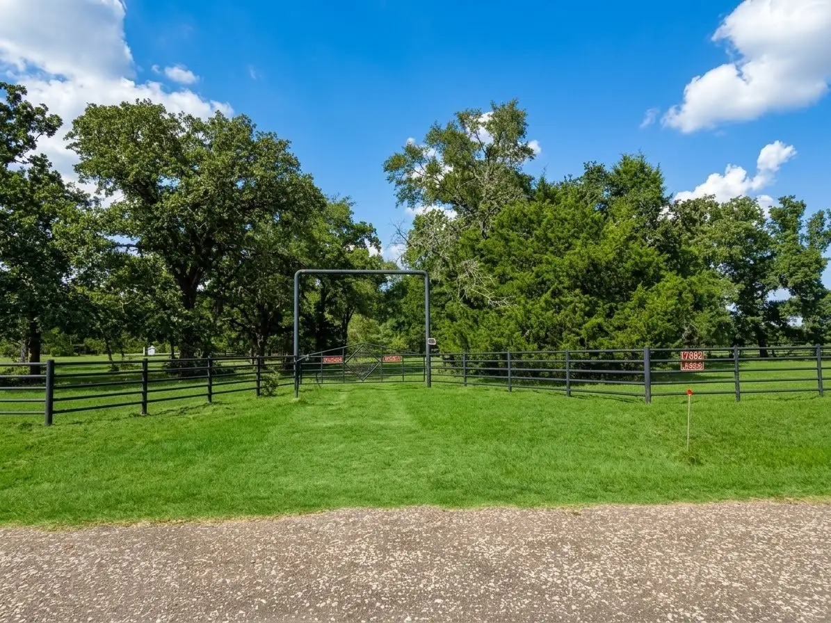 17882 County Road 431, Marquez, TX 77865 - #1