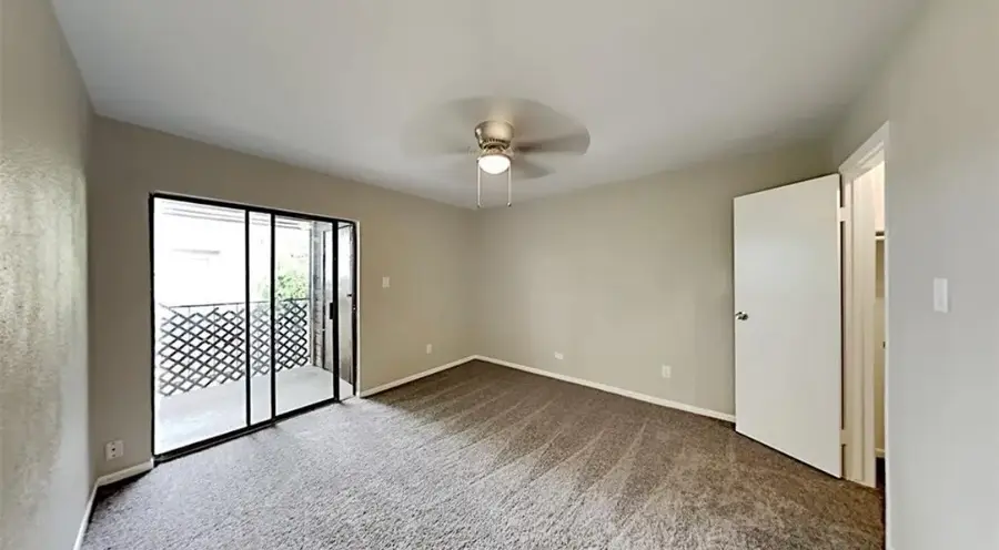10912 Gulf Freeway #12, Houston, TX 77034 - #2