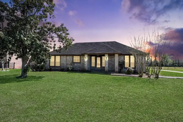 5415 Raintree Drive, Missouri City, TX 77459