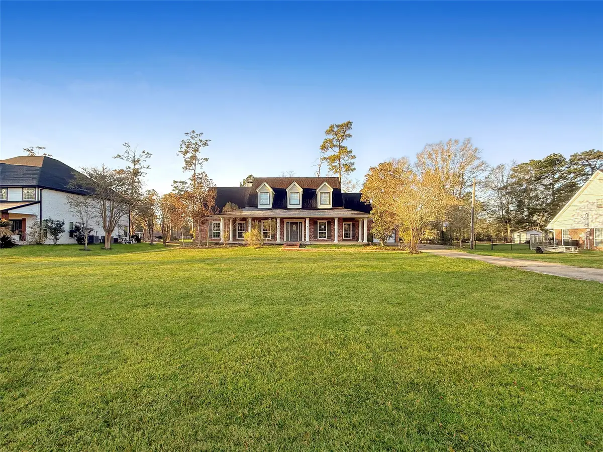 1330 Woodway Boulevard, Sour Lake, TX 77659 - Image #1