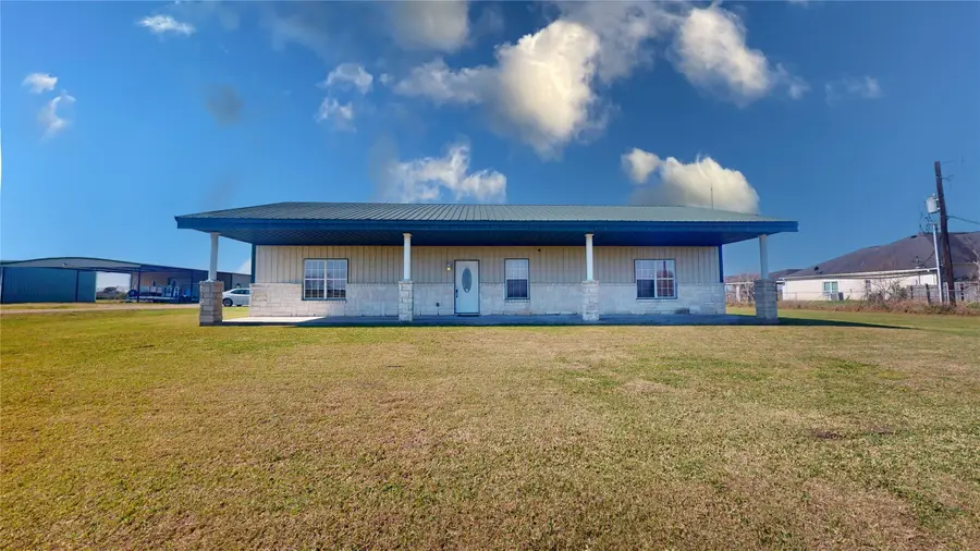 11802 Padon Road, Needville, TX 77461 - Image #2