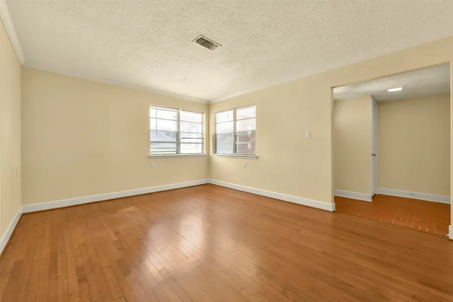523 Oakdale Avenue, Shoreacres, TX 77571 - #3