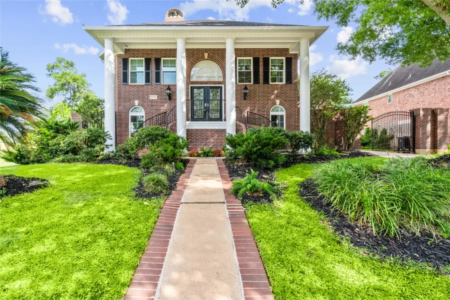 1734 Forestlake Drive, Sugar Land, TX 77479 - Image #2