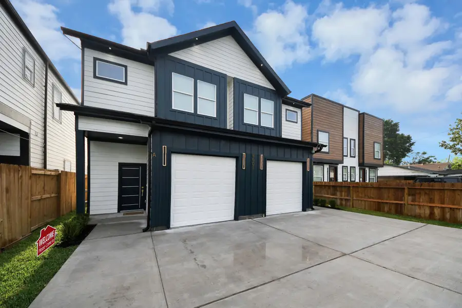 8601 Amadwe Street #A/B, Houston, TX 77051 - #3