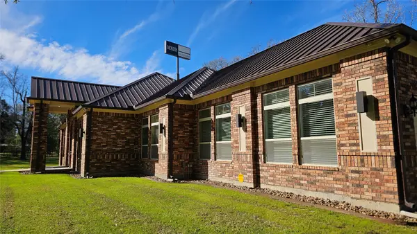 16751 N Highway 75 Highway N, Willis, TX 77378