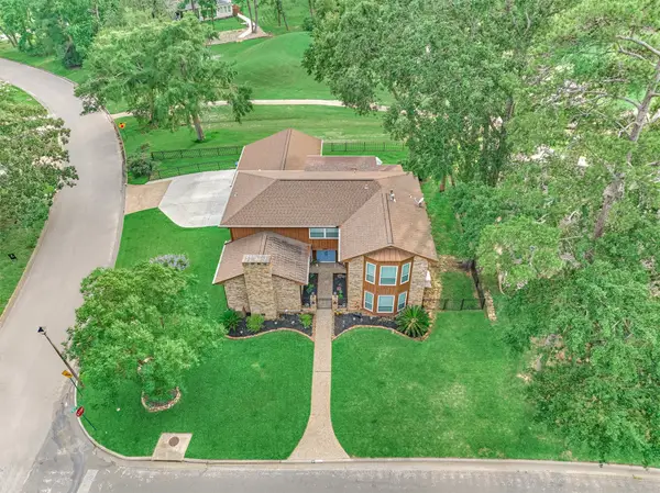 660 Hillcrest Drive, Huntsville, TX 77340