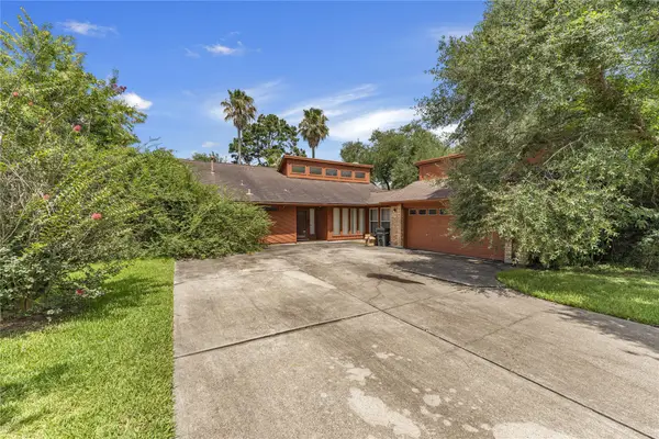 271 Amber Lane, League City, TX 77573