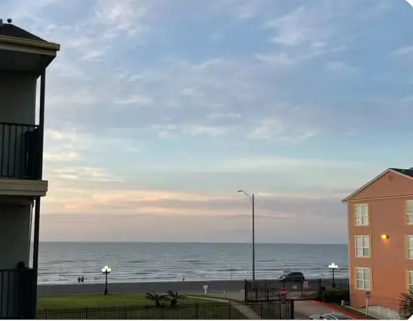 6300 Seawall Boulevard #3202, Galveston, TX 77551