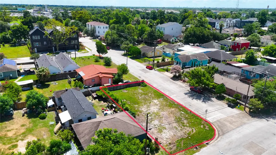 1401 Amundsen Street, Houston, TX 77009 - #3