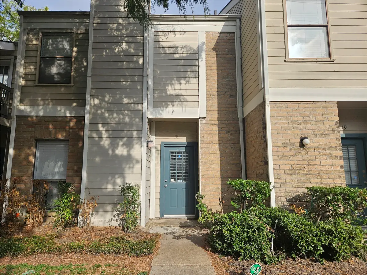 11710 Southlake Drive #18, Houston, TX 77077 - Image #1