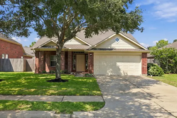25206 Saber Oaks Drive, Richmond, TX 77406