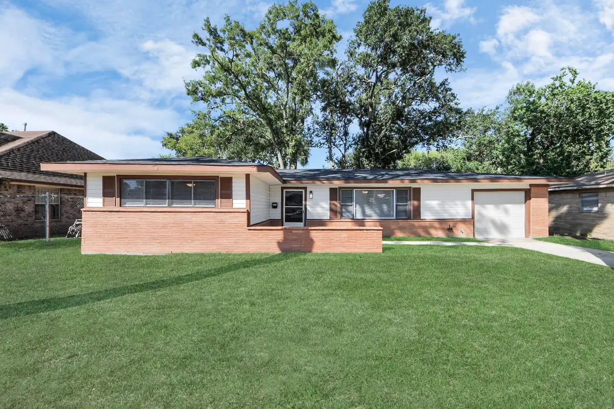 2010 Lillian Street, Pasadena, TX 77502 - Image #1