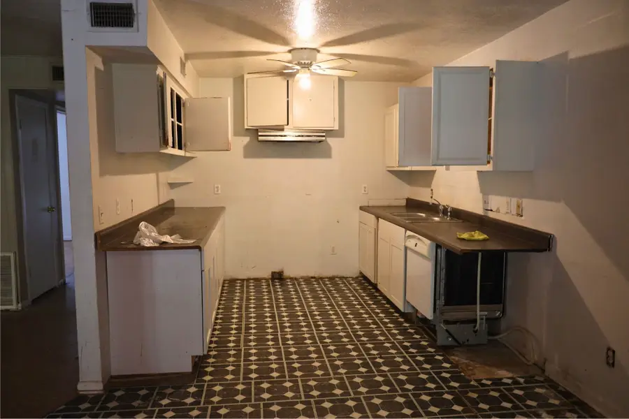 6680 Helbig Road, Beaumont, TX 77708 - #3