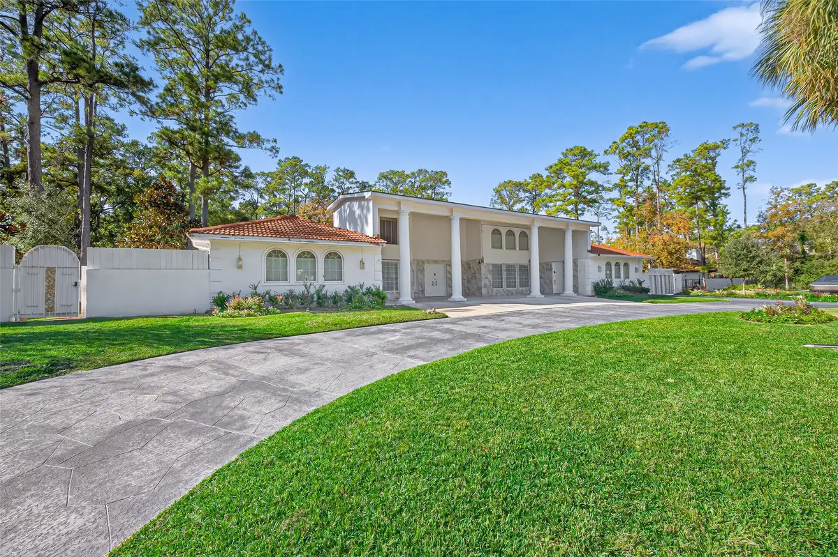 24 Windermere Lane, Houston, TX 77063 - Image #1