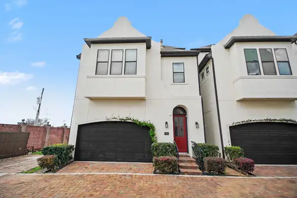 9948 Woodwind Lane N, Houston, TX 77025