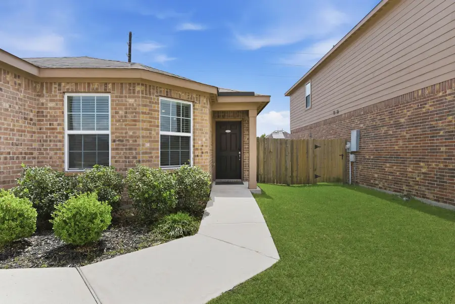 10802 Spring Brook Pass Drive, Humble, TX 77396 - #3