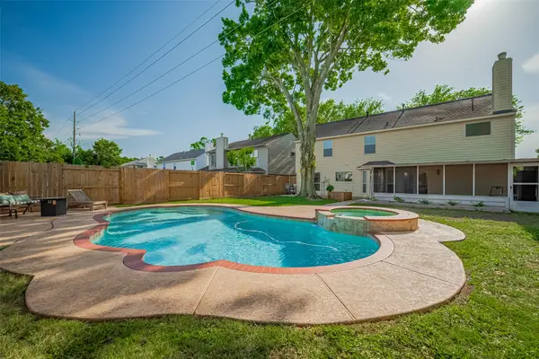 3102 Colonel Court Drive, Richmond, TX 77406