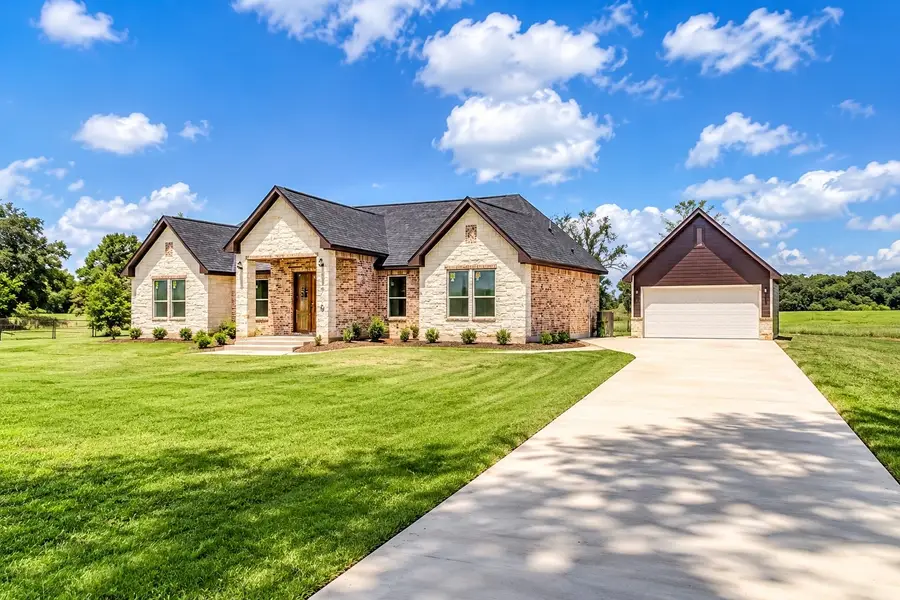 1720 Flintlock Court, Angleton, TX 77515 - #2