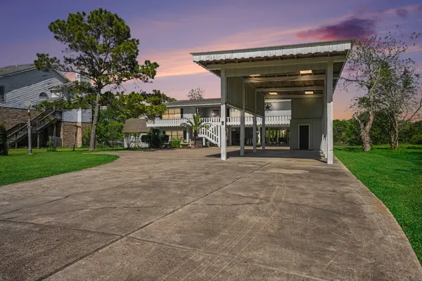 2208 Elton Street, Baytown, TX 77520