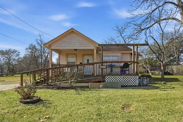 1701 W Humble Street, Baytown, TX 77520