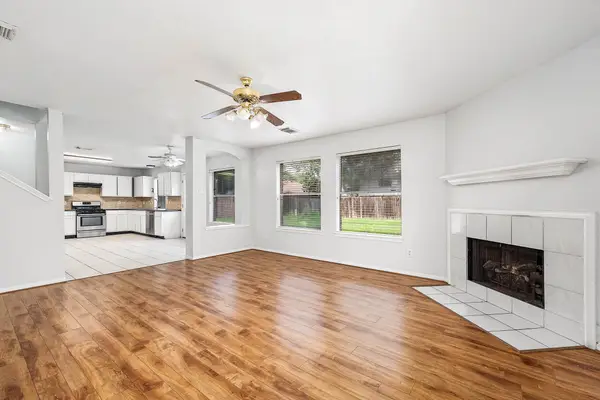 8823 Emerald Heights Lane, Houston, TX 77083