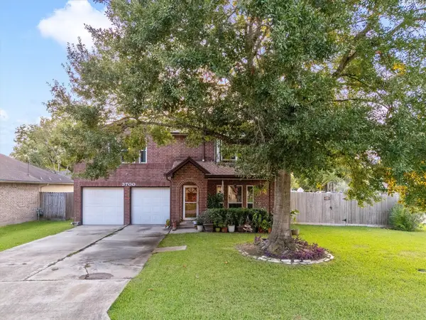 3700 Wood Sorrel Drive, Dickinson, TX 77539