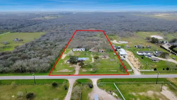 10571 Kerr Road, Hempstead, TX 77445