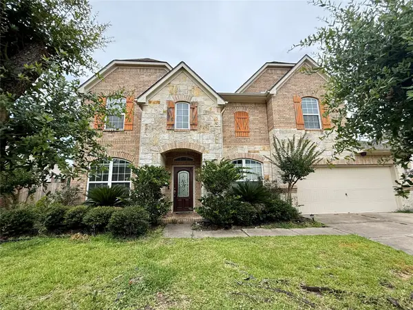 12503 Peppercreek Ln, Pearland, TX 77584