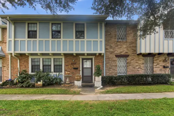 2266 Triway Lane #120, Houston, TX 77043