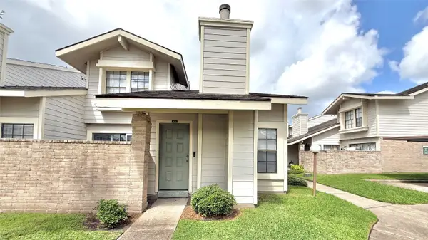 11889 Bobwhite Drive #834, Houston, TX 77035