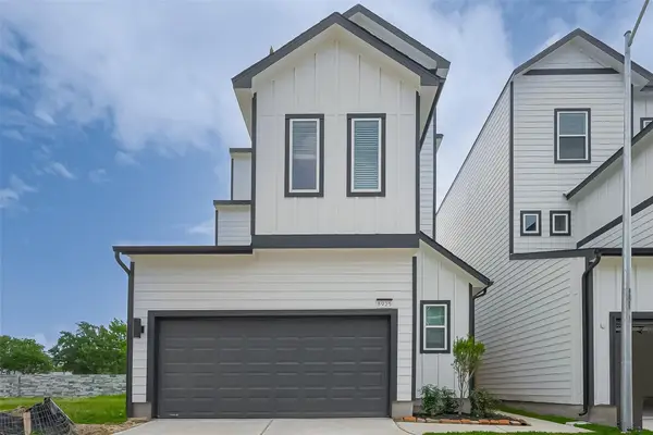 8917 Grovner Place, Houston, TX 77055