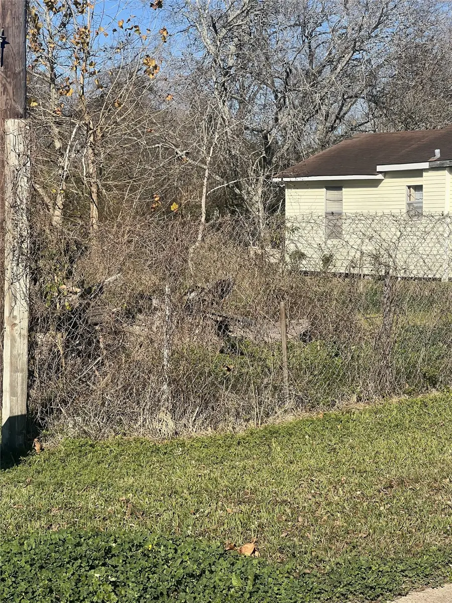 113 S Westward Street, Texas City, TX 77591 - Image #3