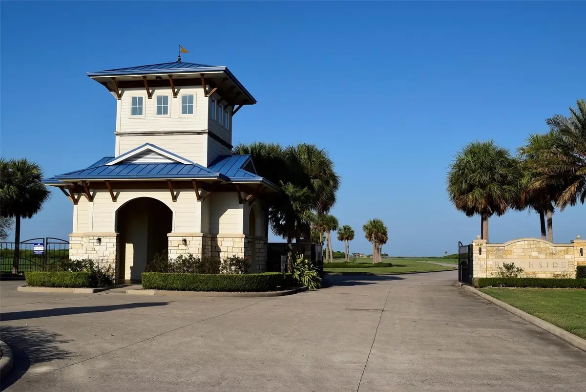 2916 Palacios Bay Drive, Palacios, TX 77465 - #1