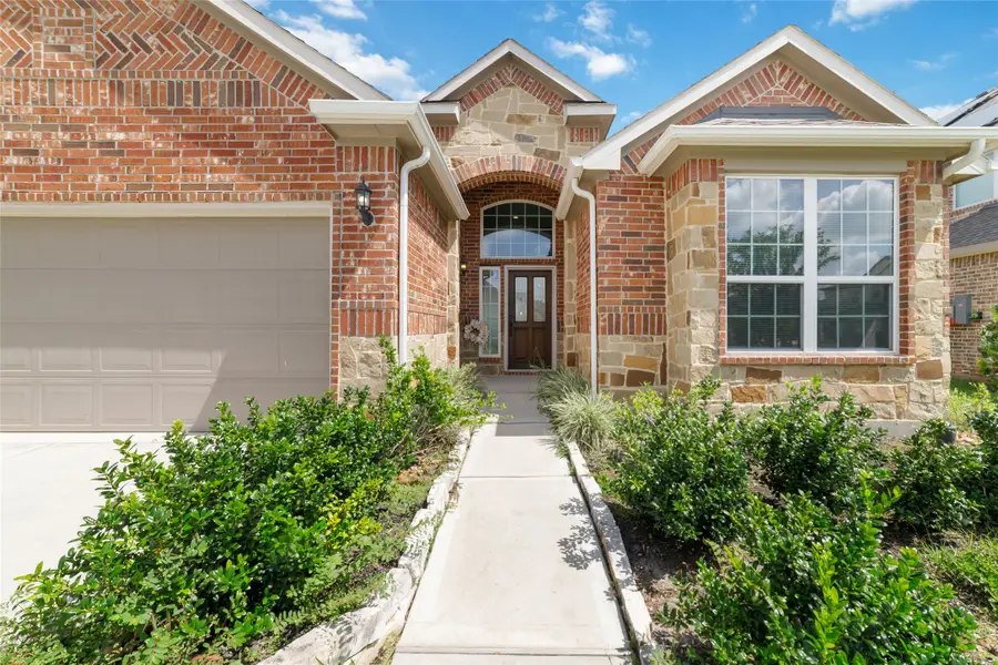77 Carmel Drive, Manvel, TX 77578 - Image #3