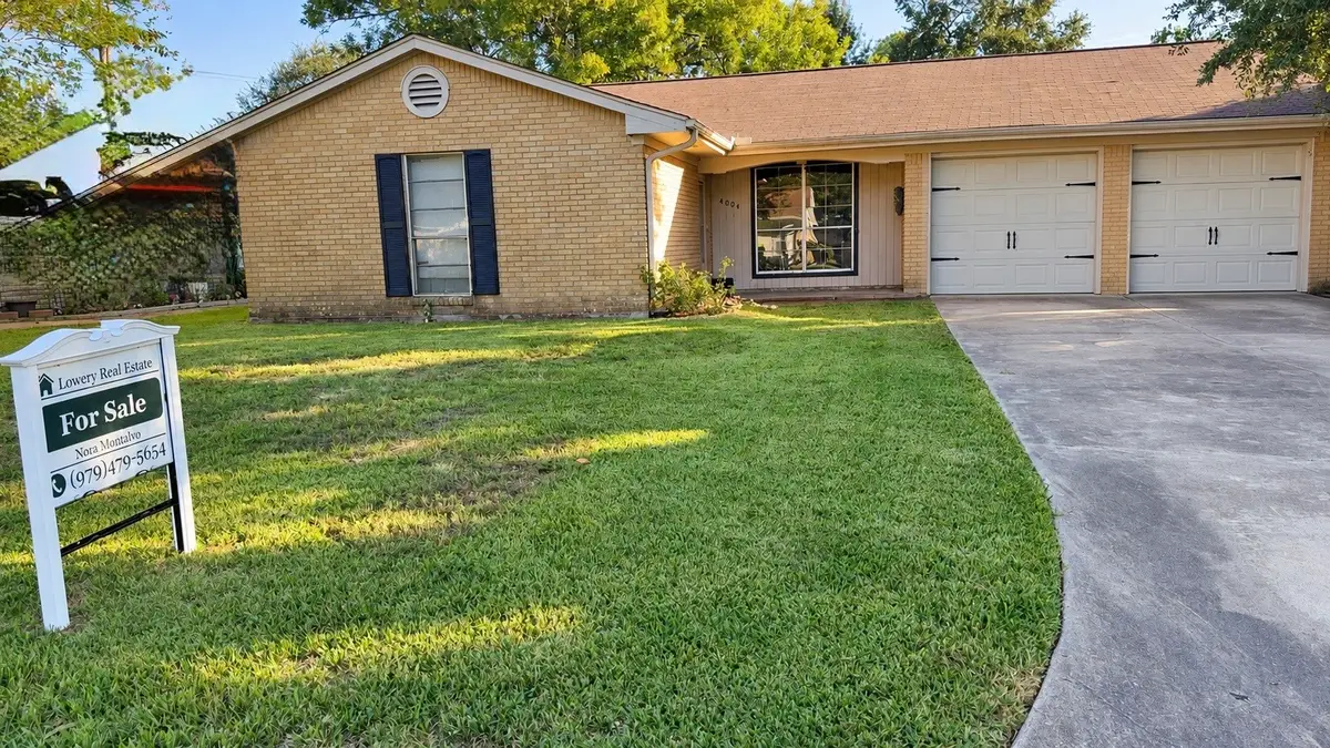 4004 Crescent Drive, Bay City, TX 77414 - #1