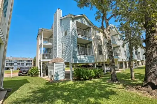18617 Egret Bay Boulevard #702, Webster, TX 77058 - Image #1