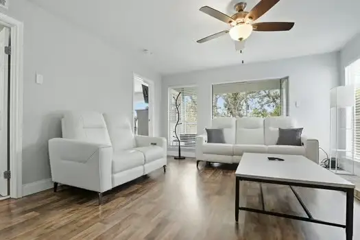 18617 Egret Bay Boulevard #702, Webster, TX 77058 - Image #3