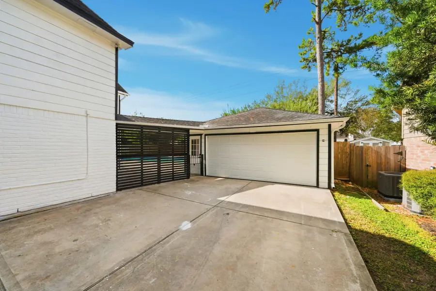 17831 Shadow Valley Drive, Spring, TX 77379 - Image #2