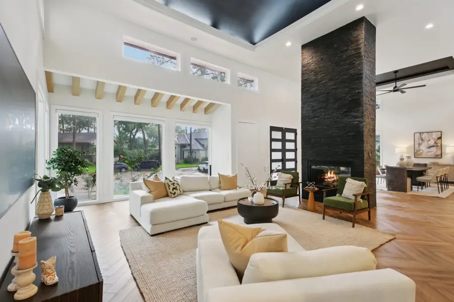 14103 Carolcrest Circle, Houston, TX 77079 - Image #2