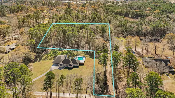 1522 Woodhue Drive, Spring, TX 77386