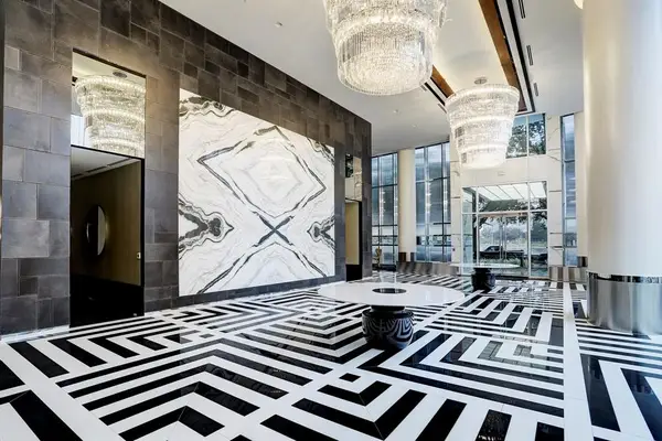 4521 San Felipe #2501, Houston, TX 77027