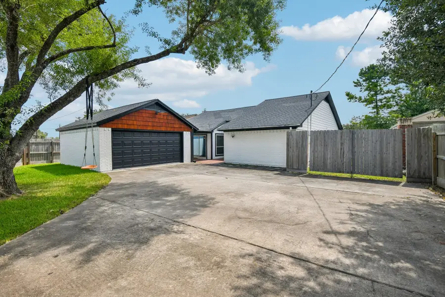 2703 Shady Lane, Webster, TX 77598 - #2