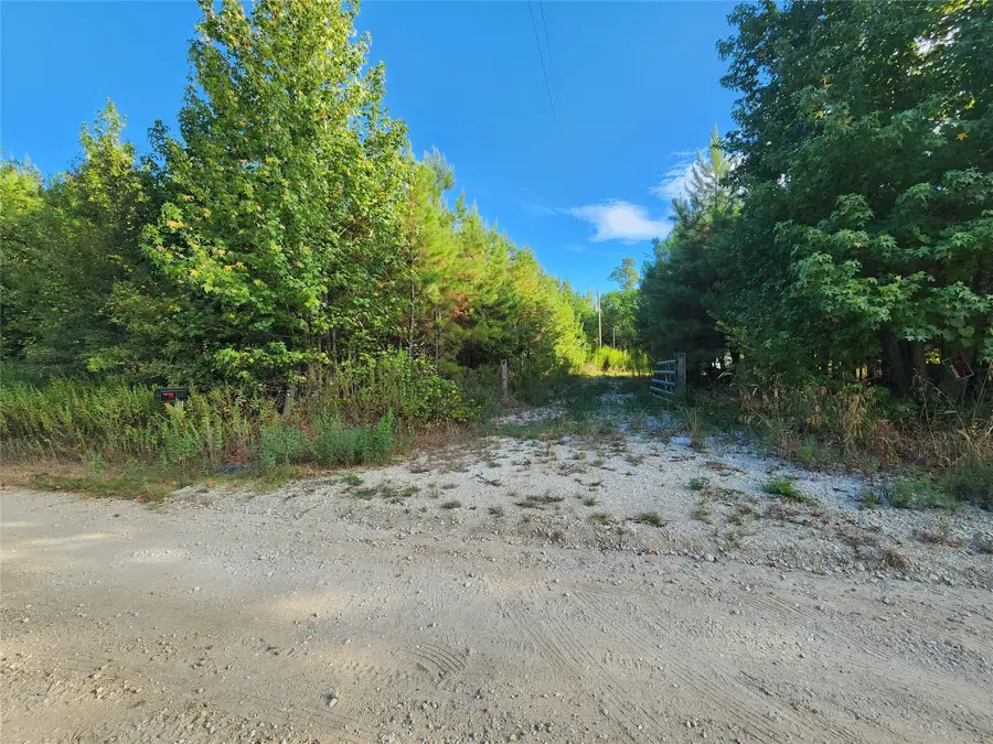 3997 E Fsr, Kennard, TX 75847 - #2