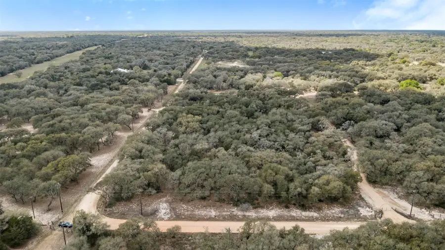 516 County Road 120, Hallettsville, TX 77964 - #3
