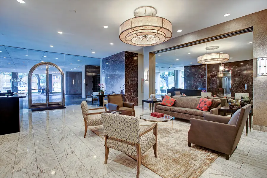 5000 Montrose Boulevard #21A, Houston, TX 77006 - Image #3