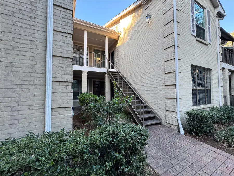 2700 Revere Street #140, Houston, TX 77098 - Image #3