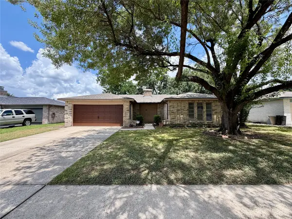 2218 Green Knoll Drive, Houston, TX 77067