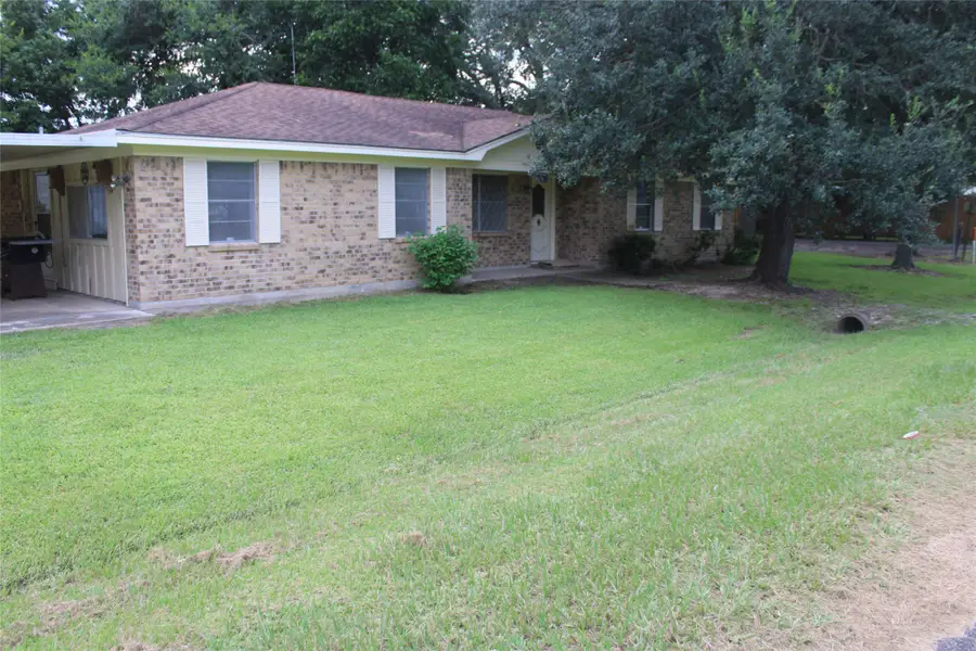 708 1st Street, Winnie, TX 77665 - Image #3