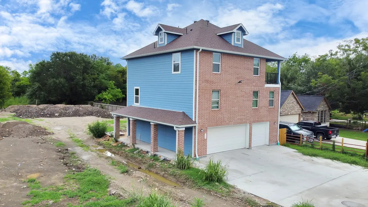 109 N 3rd St, South Houston, TX 77587 - Image #1